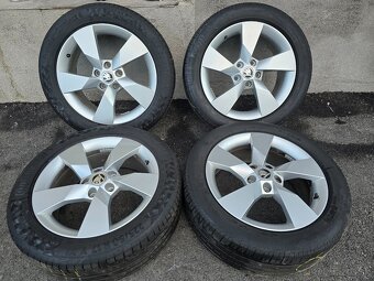Letne kolesa Skoda Octavia 5x112 r17 Skoda DENOM  225/50 r17 - 17