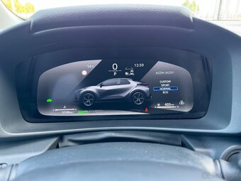 Toyota C-HR - 17