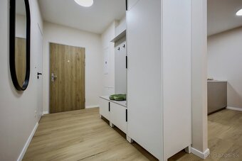 Elegantný smart 2-izbový byt v historickom centre Trnavy - 17