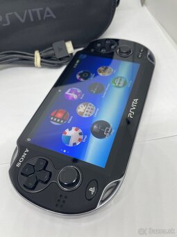 PS Vita Wi-Fi (PCH-1004) OLED - 17