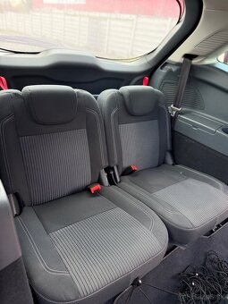 Ford Grand C-MAX 2,0 TDCi – Automat, 7-miestny - 17