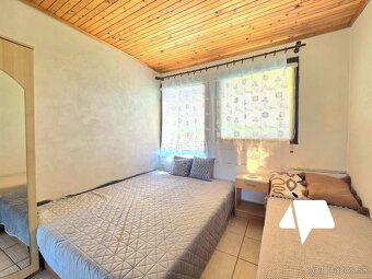 Predaj Podhájska- rodinný dom, 2 x chata a 4 x apartmán - 17