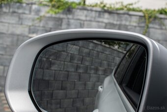 Volvo XC60 D4 R-Design AWD A/T - 17