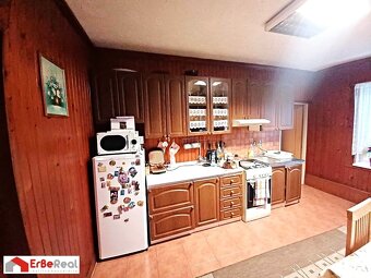 Predaj 3 izbového RD s altánkom, garážou a záhradou - 17