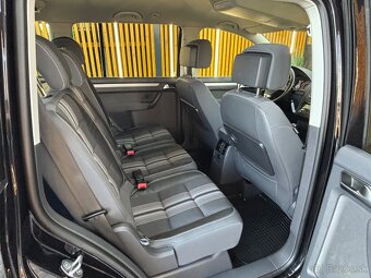 Volkswagen Touran 2.0 TDI MATCH - 17