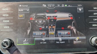 Škoda Superb Combi 2.0 TDI SCR Scout 4x4 DSG - 17