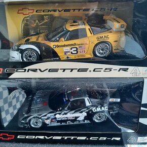 1:18 Autoart modely - 17