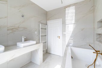 BEDES | novostavba 182m2, pozemok 659m2, 3x terasa, garáž - 17