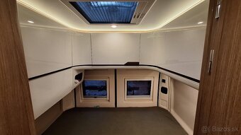 Komfortný karavan Dreamer Campervan XL – automat, 4 miesta, - 17