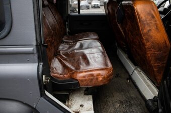 Land Rover Defender 110 SW, 90kW, (2007) - 17