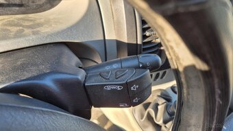 Renault Trafic 1,9DCI 74kw kód motora: F9QU7 - 17