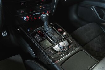 Audi RS7 Sportback 4.0 V8 TFSI quattro tiptronic 700k - 17