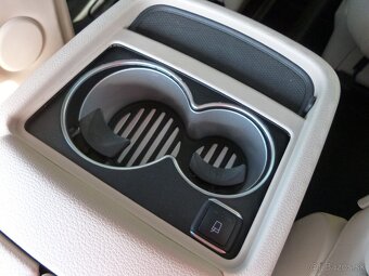 Mercedes-Benz V trieda V250 d lang Exclusive 4MATIC A/T - 17