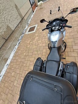 Pedám Honda CBF 1000 A - nová STK - 17