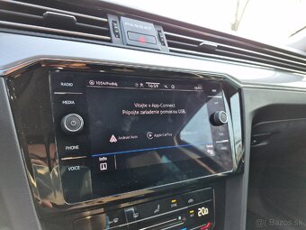 Volkswagen Passat Variant 2023 2,0 TDi DSG - 17