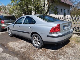 VOLVO S60 2,4D 2001 5-st. manuál - 17