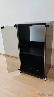 Predám midi hifi rack Sanyo - 17