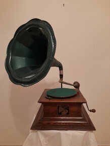 Predám jedinečný starožitný gramofón značky Columbia ca 1910 - 17