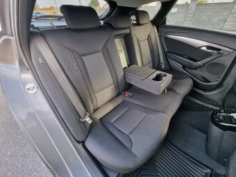 Hyundai i40 CW 1.7 CRDi HP Business A/T za 9.990 € - 17