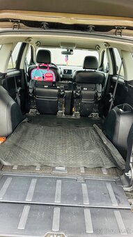 Predám Mitsubushi Outlander 2,2 diesel - 17