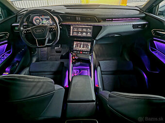 Audi E-tron S 370 kW, 37000 km, odpočet DPH. - 17