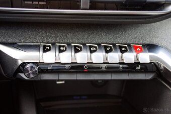 Peugeot 3008 1.5 BlueHDi S&S / AJ NA SPLÁTKY / PROTIÚČET / - 17