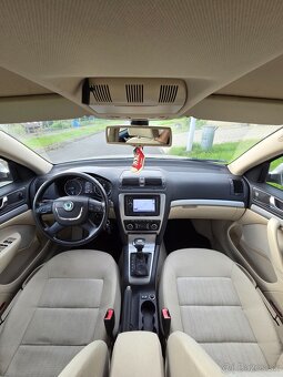 Škoda Octavia 1.6TDI DSG - 17