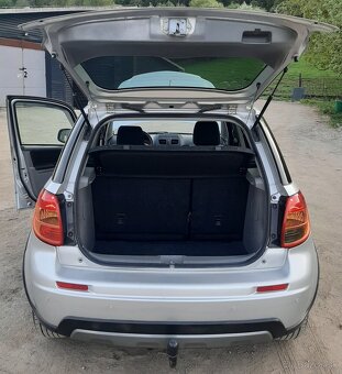 Suzuki SX4 1,6 benzín 88 kW 4x4 rv 2010 - 17