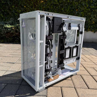 PC ATX skrinka NZXT H7 Elite 4x 140mm (3x RGB) fan - 17