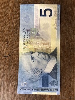 Bankovky TALIANSKO/CANADA - 17