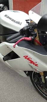 Kawasaki Ninja ZX-6R - 17