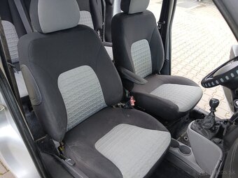 Fiat Doblo 1.4i 57kw model 2009 - 17