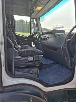Iveco EUROCARGO 120EL22 2015 valník s plachtou + čelo - 17