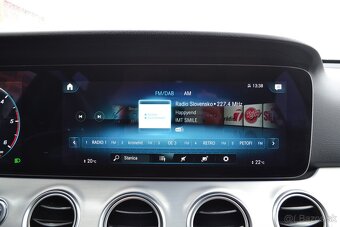 Mercedes-Benz E trieda Sedan 220 CDI 4-Matic 9G-tronic - 17