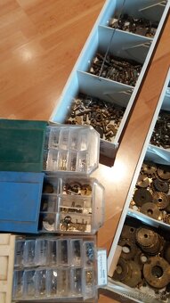 Hodiny drevene-kyvadlove 1935-50 - 17