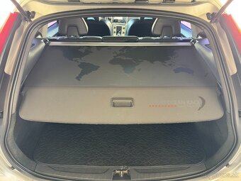Volvo XC60 2.0 diesel Ocean Race 2015 SR auto - 17
