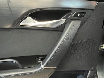 Hyundai i40 1.7 CRDi STYLE WEBASTO  TOP VÝBAVA  AUTOMAT - 17