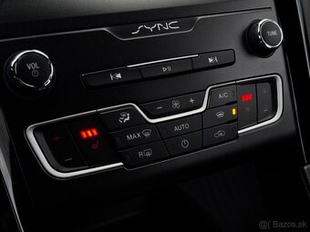 Ford Mondeo Combi 2.0 TDCi EcoBlue ST-Line A/T, SK, 1Majiteľ - 17