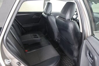 Toyota Auris 1.4 l D-4D DPF Active - 17