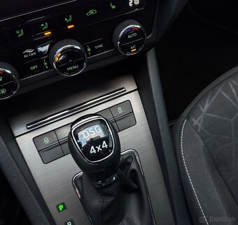 Škoda Octavia 3 III Combi 2.0 TDI 4X4 FULL LED KAMERA R18 - 17
