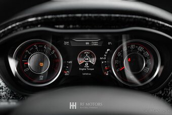 Dodge Challenger - 17