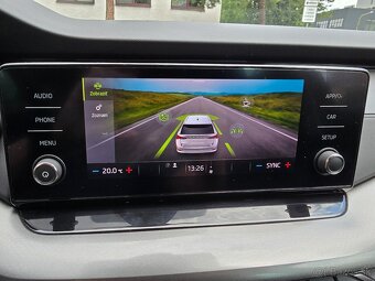 Predam Škoda octavia 4 combi 1.5tsi Kessy LED DPH  - 17