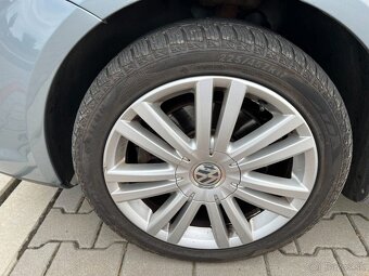 Volkswagen Touran 2.0 TDi 125kw DSG digi klima - 17