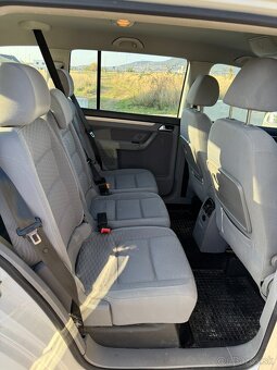 VW Touran facelift 1.9TDi 77kW BXE kupované na SK - 17