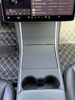 TESLA MODEL 3 SR PLUS| 12/2019| LEN 83 400 km| 18300 bezDPH - 17