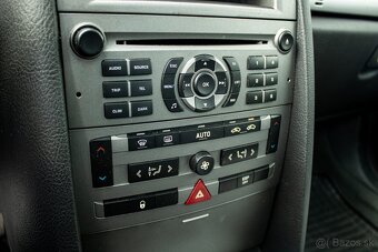 Peugeot 407 SW 1.6 HDi ST Confort FAP - 17