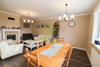 Kompletne zrekonštruovaný priestranný 5-izbový rodinný dom v - 17