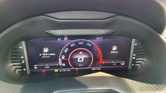 Škoda Octavia Combi 2.0 TDI RS DSG 4x4 - 17