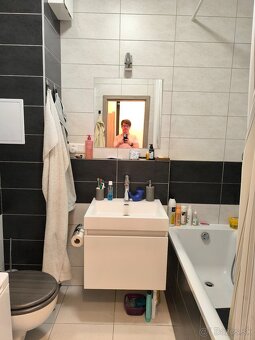 6 ročný moderný štýlový 2 izbový byt 1poschodie - 17