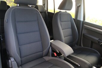 Volkswagen Touran 1.6 TDI DSG - 17